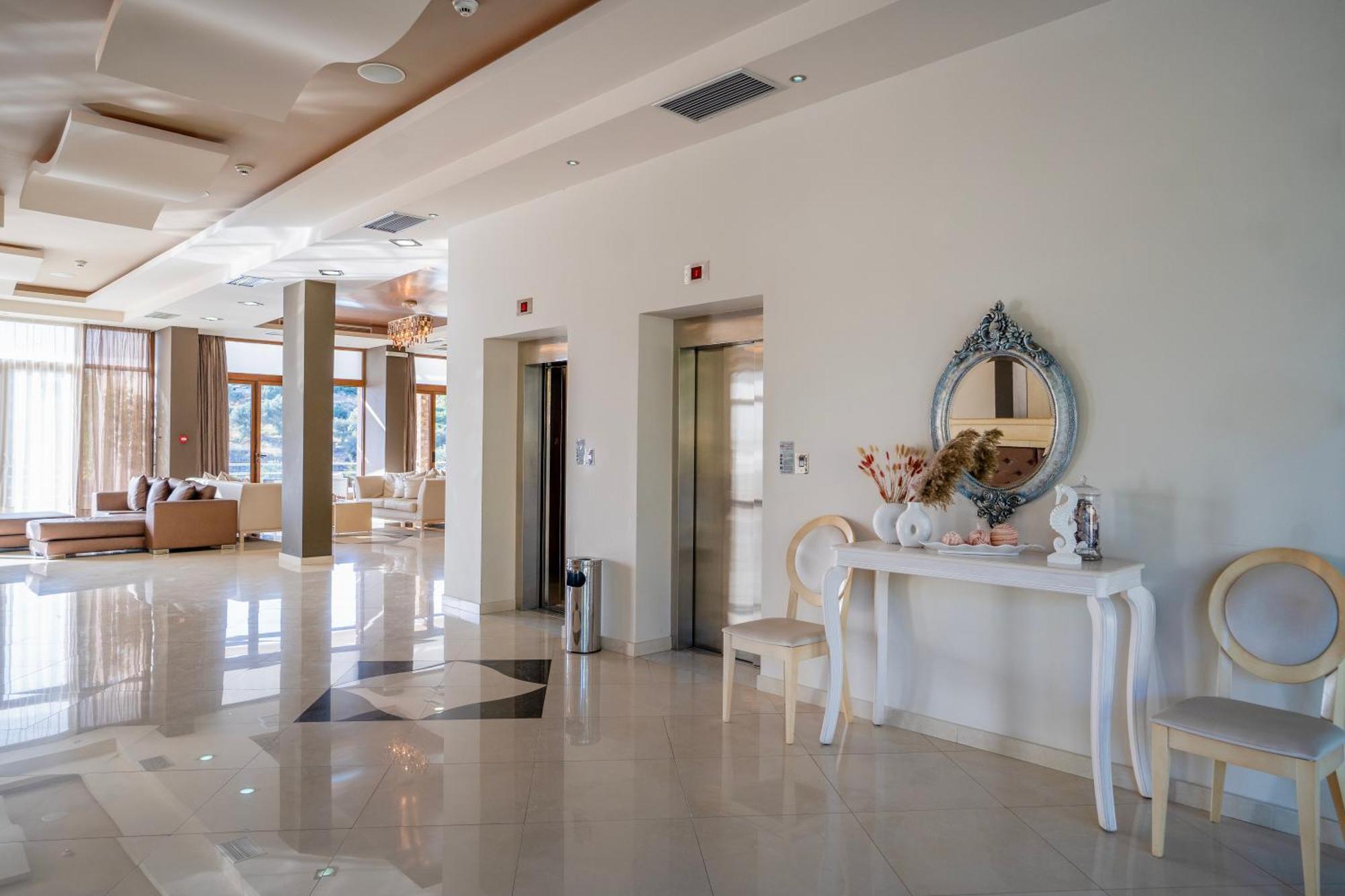 Evia Hotel & Suites Marmari (Evia) Exterior foto