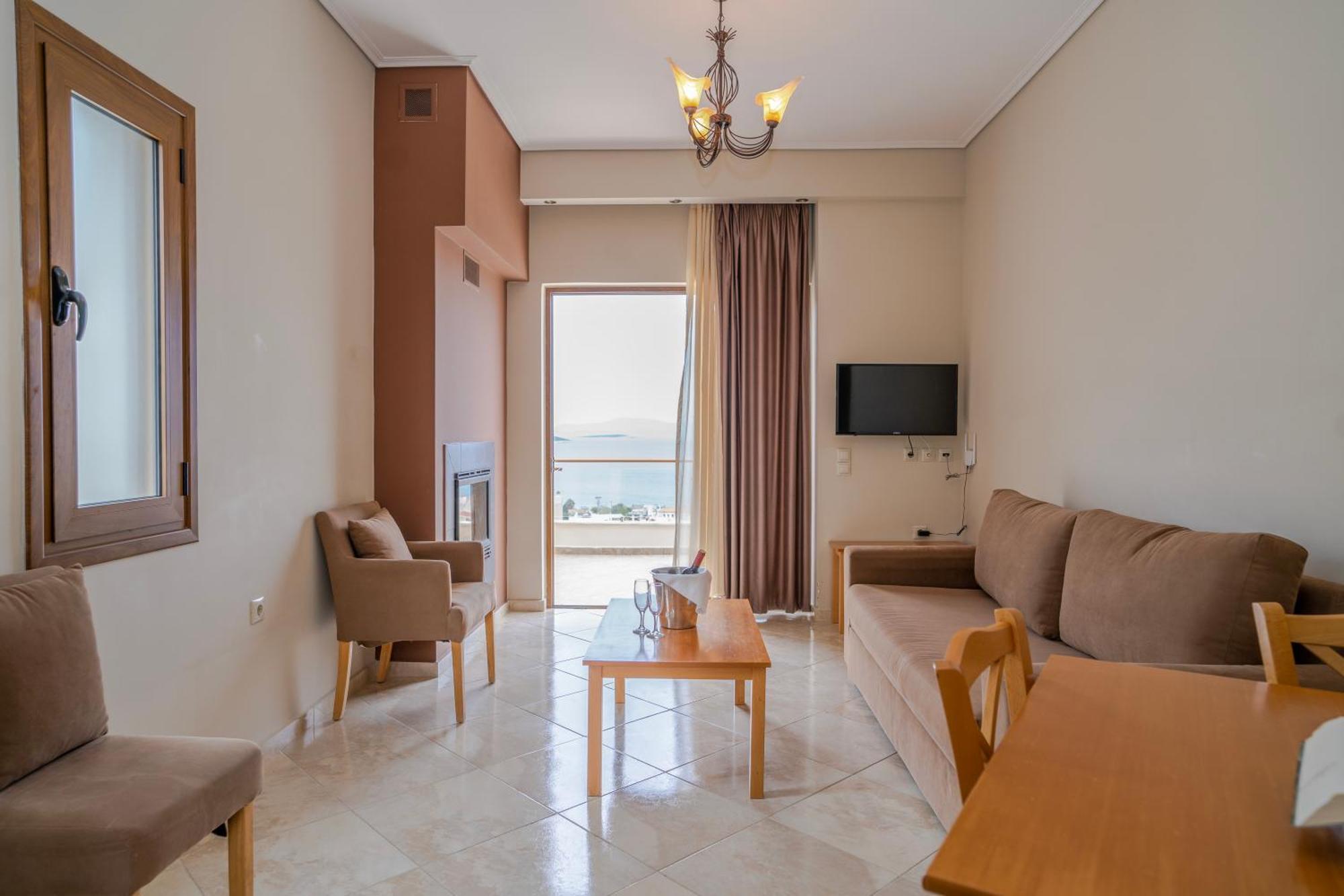 Evia Hotel & Suites Marmari (Evia) Exterior foto